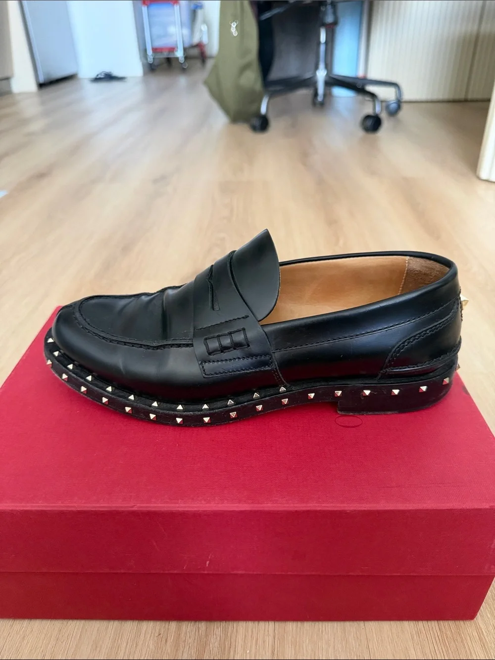 Valentino Black Rockstud Leather Penny Loafers Womens 38 - Picture 7 of 11